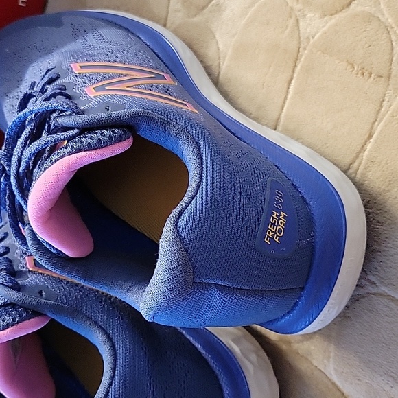 NEW BALANCE TRAINING WIDE SIZE 6  FRESH FOAM 680 - Picture 5 of 10